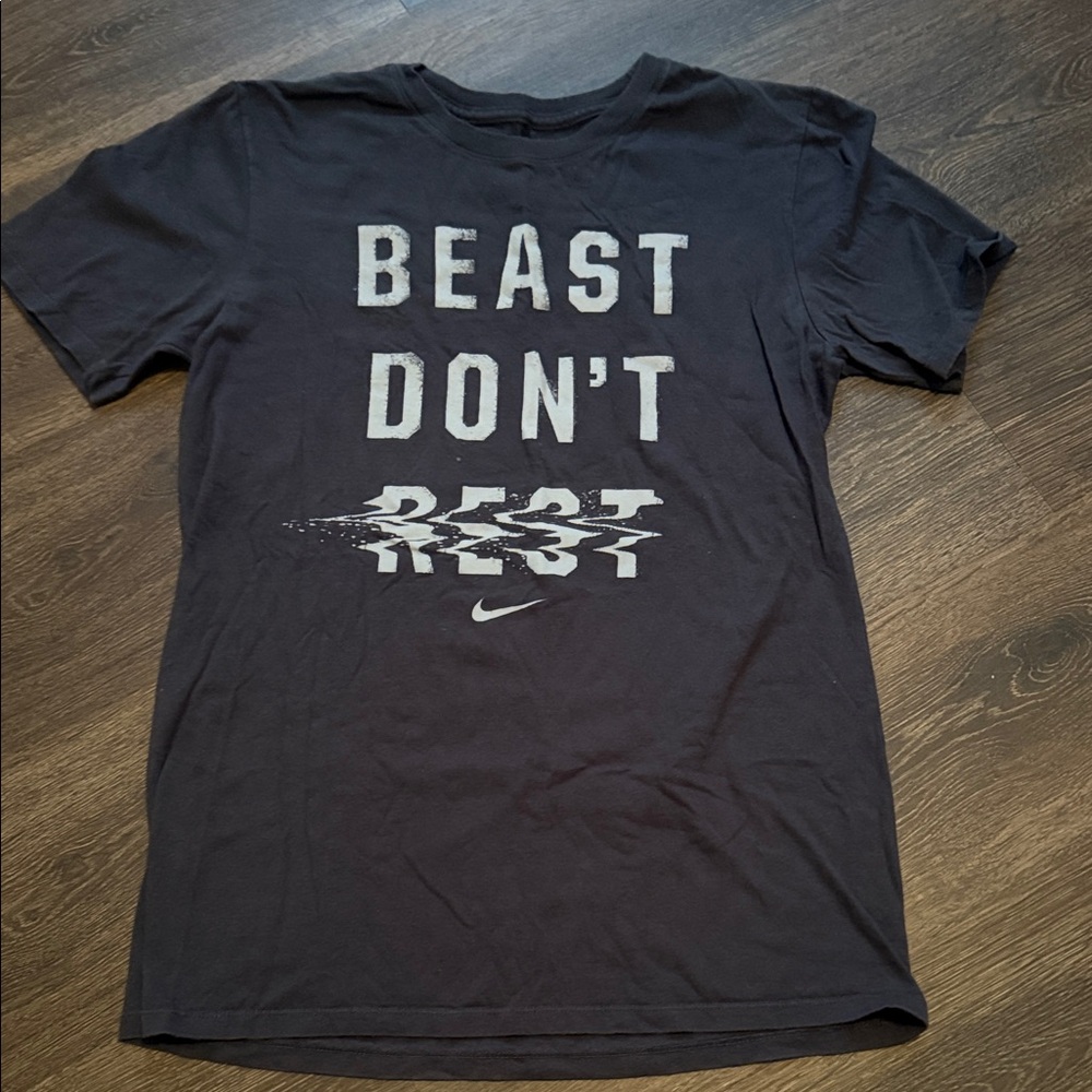 Nike Charcoal The Nike Tee Athletic cut “Beast Don’t Rest” Graphic Tee